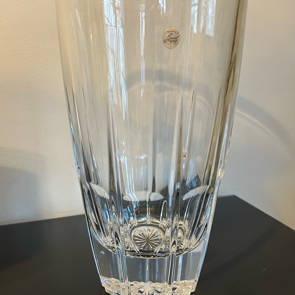 Elegant Cristal D’Arques French Crystal Vase - Picture 3 of 6